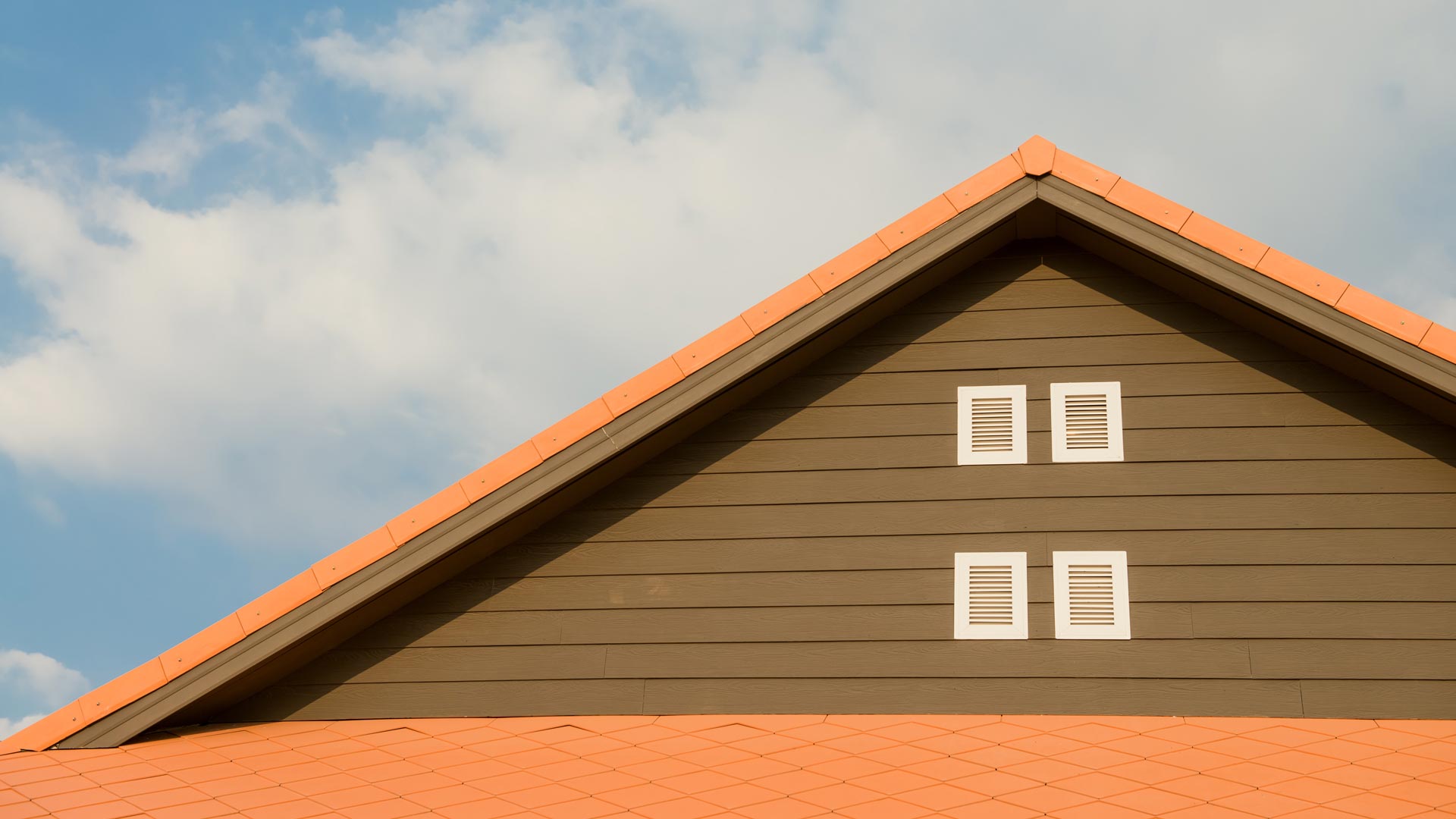 Find a Roofing Installer Who Will Expertly Serve Your Needs