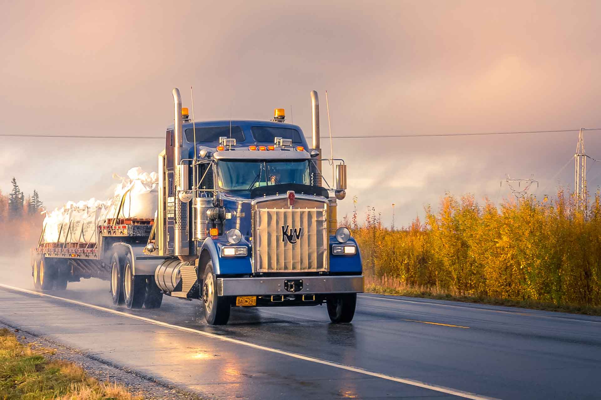 Things You Need To Know For Obtaining Truck Permits and Service Contracts